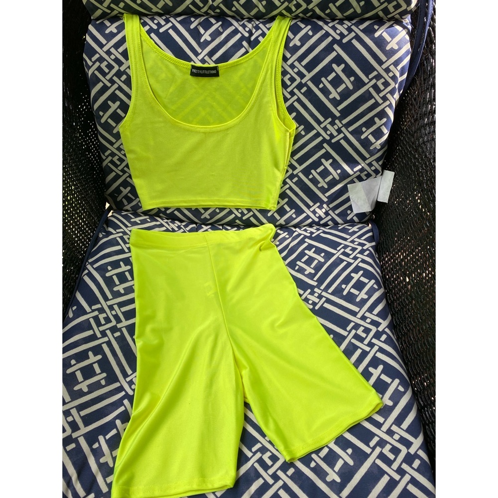 Neon green set perfect for concert or rave
